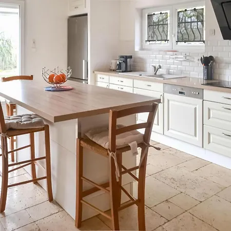 Holiday home Beautiful In With Wifi