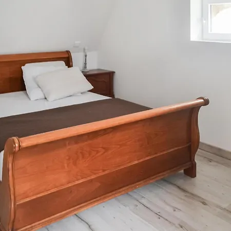 Prázdninový dům Beautiful In With Wifi Issendolus