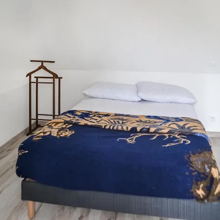 Beautiful In With Wifi Vakantiehuis Issendolus