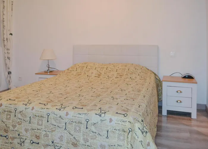 Dom wakacyjny Beautiful In With Wifi Issendolus