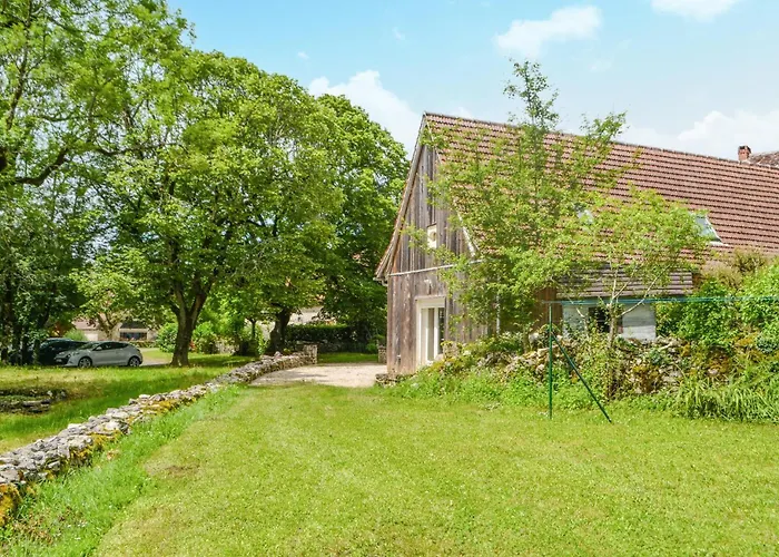 Dom wakacyjny Beautiful In With Wifi